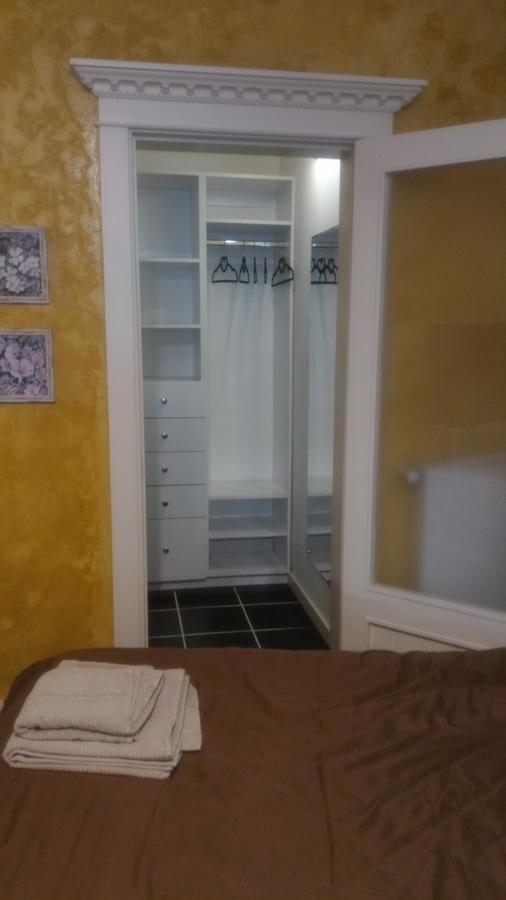 Vasilis Apartment Tbilisi Buitenkant foto
