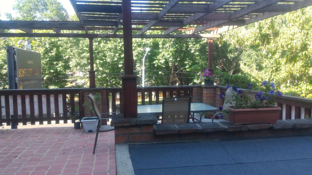 Vasilis Apartment Tbilisi Buitenkant foto